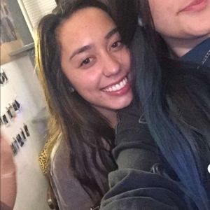 Meet your Posher, Marissa